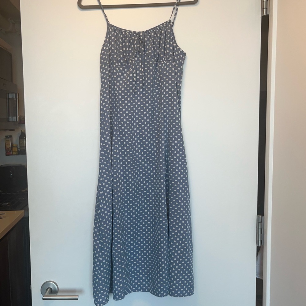 Blue polka dot dress / never worn / size M
